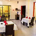 Hotel Eos Hotell 2*
