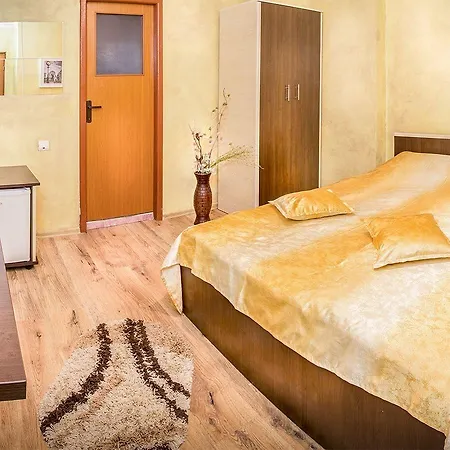 Hotel Eos