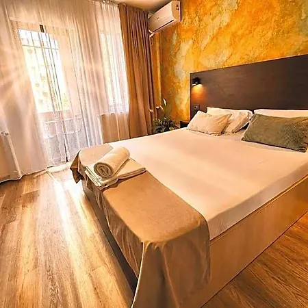 Hotell Hotel Eos 2*